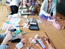 b_1024_768_0_00_images_2022_2023_Swietlica_krawiectwo_IMG_20230306_114322